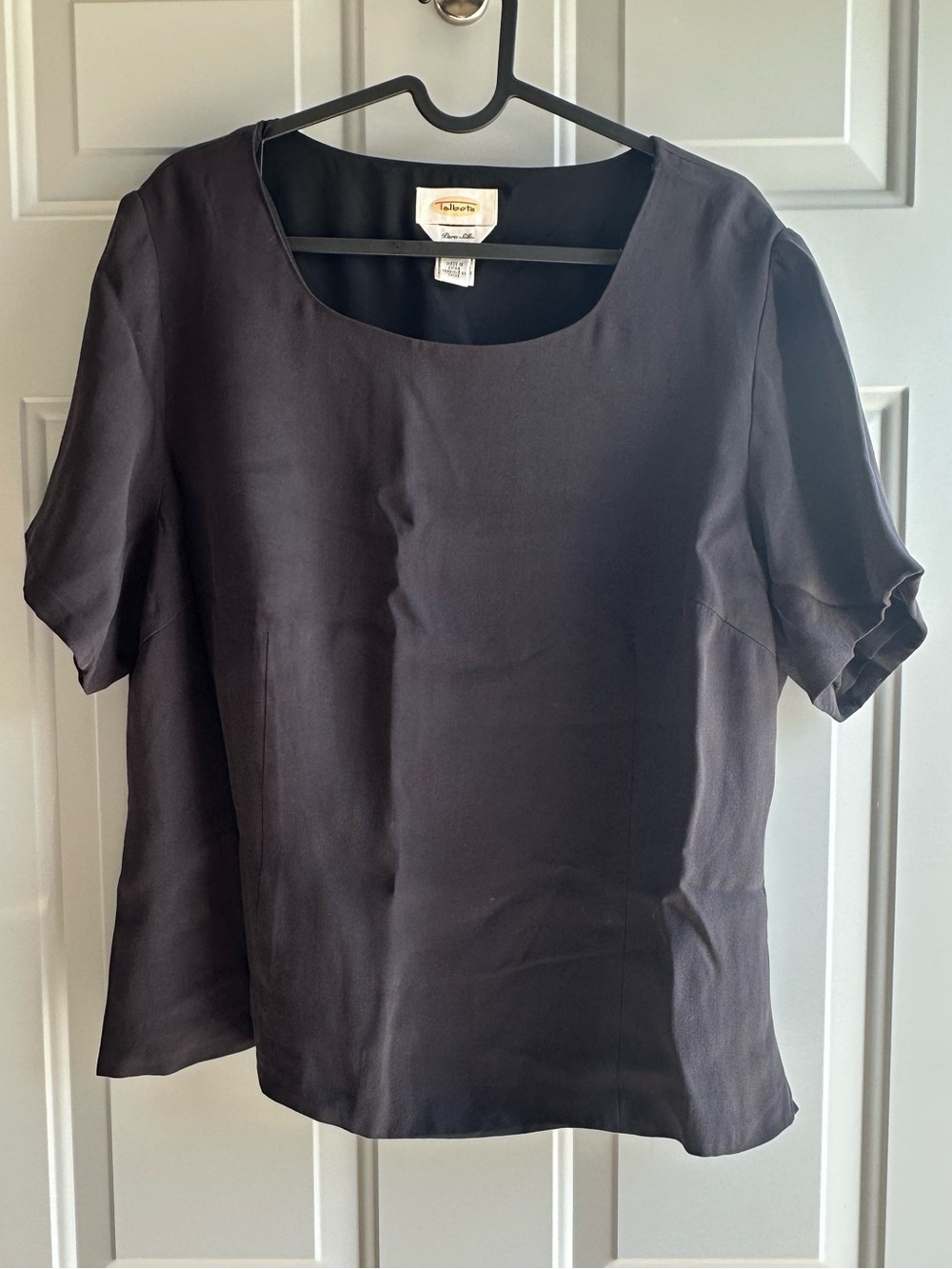 Talbots Black Short Sleeve Scoop Neck Blouse